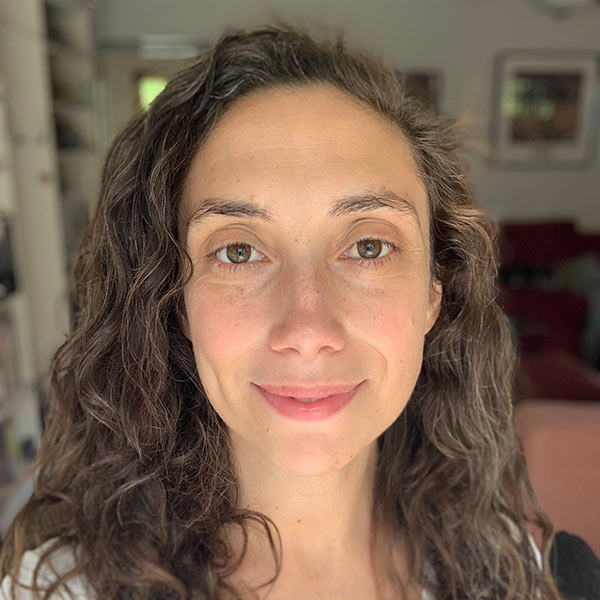 Headshot of Debbie Peiser