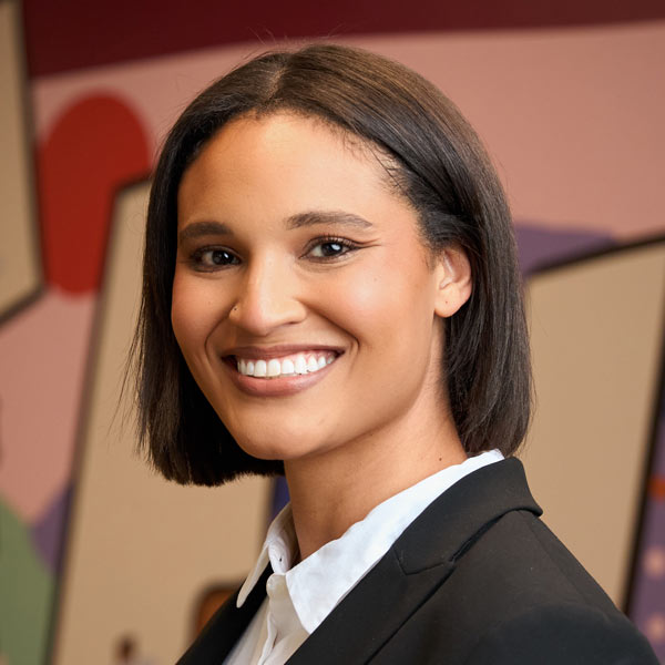 Headshot of Ariel Amaru